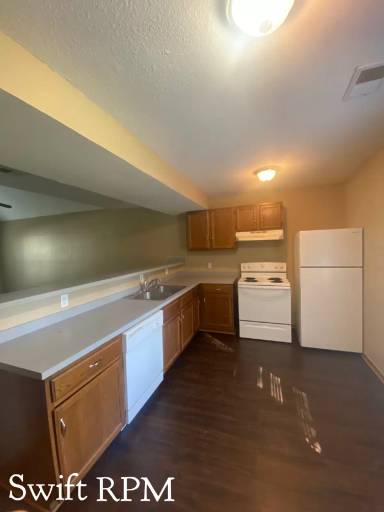 Main picture of 4035 E 70th St
