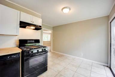 Main picture of 801 Creston St