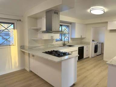 Main picture of 5121 Bedford Ave