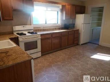 Main picture of 41 Spencer Ave