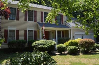 Main picture of 10275 Henderson Hall Rd
