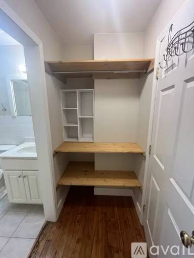 Main picture of 131 E 3rd St