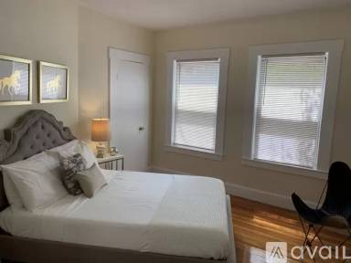 Main picture of 27 Forest St