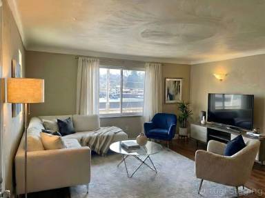 Main picture of 1222 Broadway St