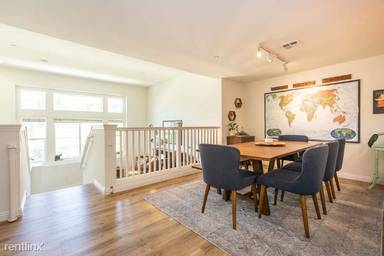 Main picture of 946 Tarragon Ln