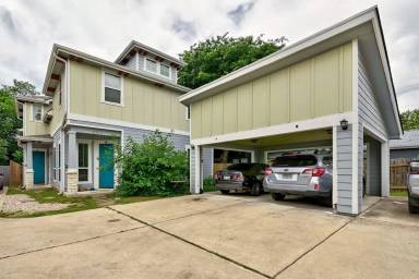 Main picture of 507 W North Loop Blvd