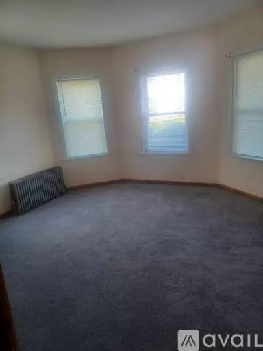 Main picture of 35 Lansdowne St