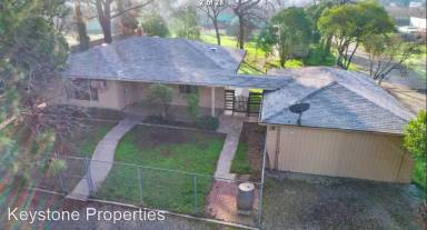 Main picture of 4618 Cherokee Rd