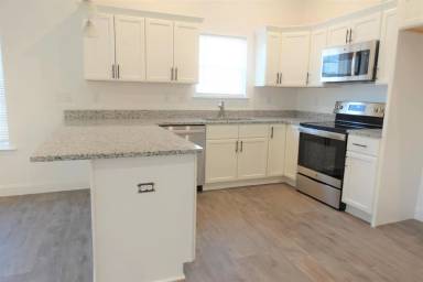 Main picture of 3111 Lorenzo Ct
