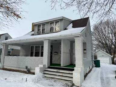 Main picture of 1825 1st St SW