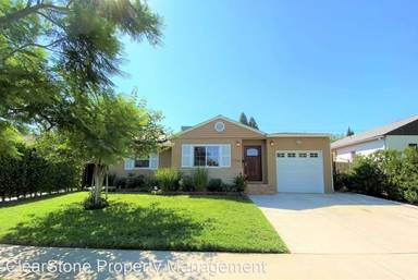 Main picture of 17934 Tiara St