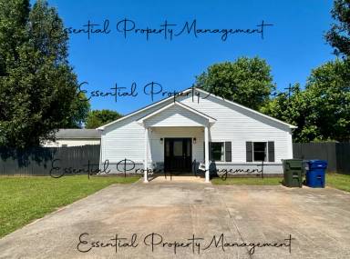 Main picture of 11459 Pulaski Pike