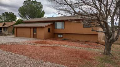 Main picture of 1657 E Sandy Ln