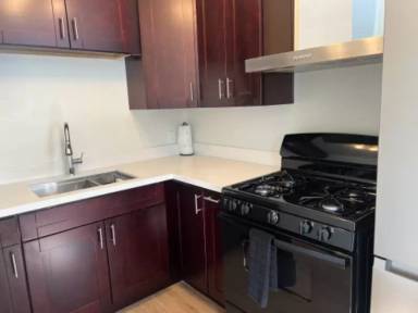 Main picture of 2319 Grand Ave