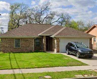 Main picture of 2807 Bermuda Dr