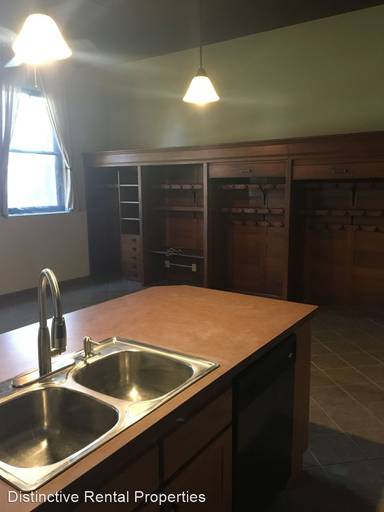 Main picture of 519 Owen St