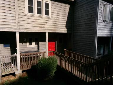 Main picture of 1074 Hickory Glen Rd