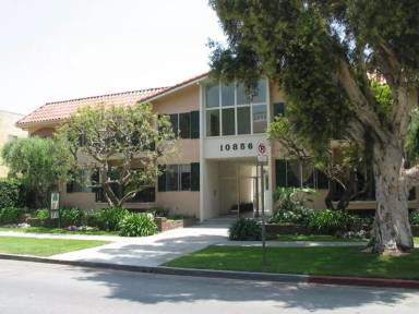 Main picture of 10856 Rose Ave