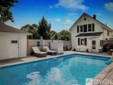 Main picture of 7 Pleasant View Ave