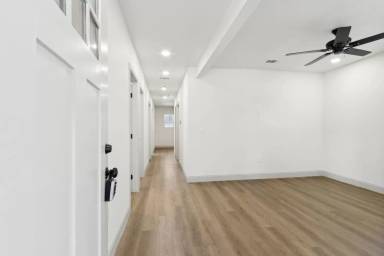Main picture of 631 S 9th St