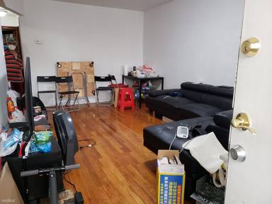 Main picture of 115 Bay 41st St