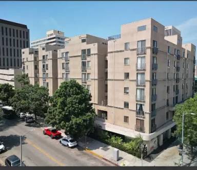 Main picture of 625 S Berendo St