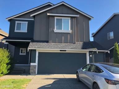 Main picture of 12905 116th Avenue Ct E