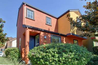 Main picture of 832 Copper Ln