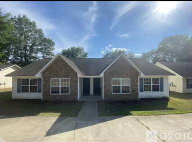 Main picture of 2404 Brantley Way