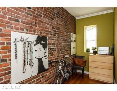 Main picture of 15 Blackwood St