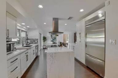 Main picture of 1167 SW 13th Dr