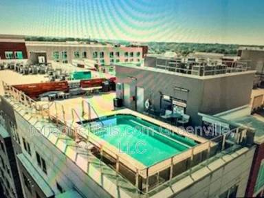 Main picture of 100 E Washington St