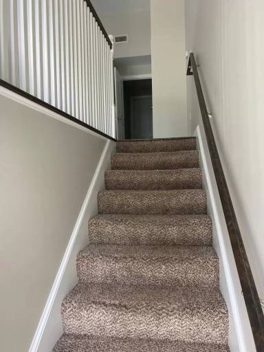Main picture of 1 Meadow Dr