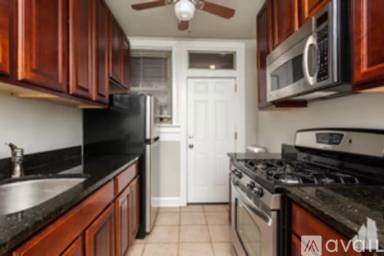 Main picture of 540-48 W Surf St