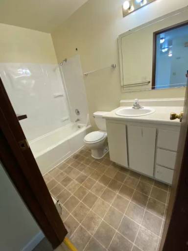 Main picture of 13218 Ambaum Blvd SW