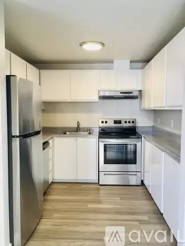 Main picture of 411 10th Ave