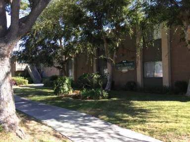 Main picture of 931 N Highland St