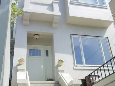 Main picture of 4 Webster St