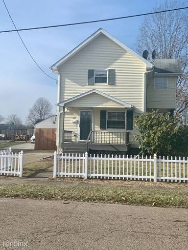 Main picture of 264 27th St NW