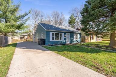 Main picture of 4533 23rd Ave