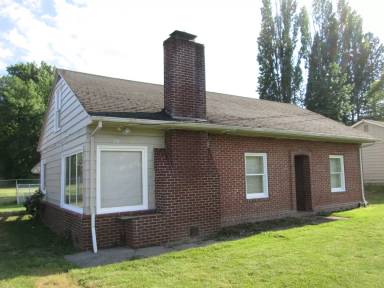 Main picture of 16380 SW Shaw St