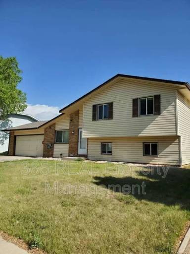 Main picture of 4925 W 8th Street Rd