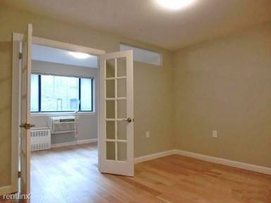 Main picture of 412 W 25th St