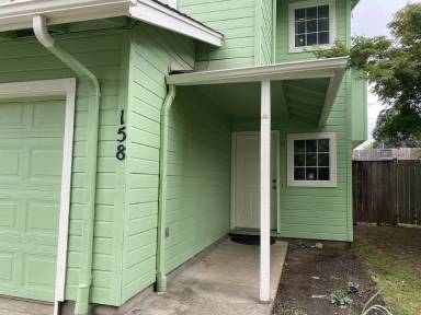 Main picture of 162 Lea Ave