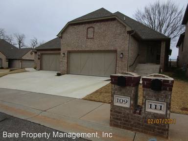 Main picture of 111 Boulevard du Lac