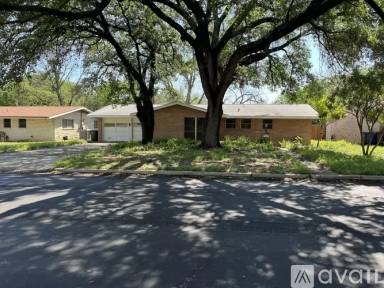 Main picture of 7818 Briargate Dr
