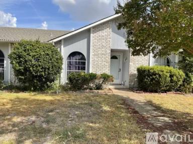 Main picture of 5241 Cook Cir