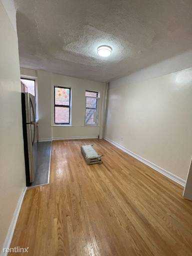 Main picture of 161 W 140th St