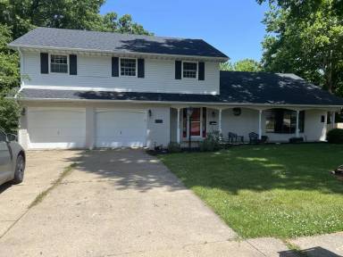 Main picture of 5311 N Woodview Ave