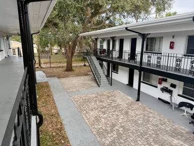 Main picture of 3433 3rd Ave S